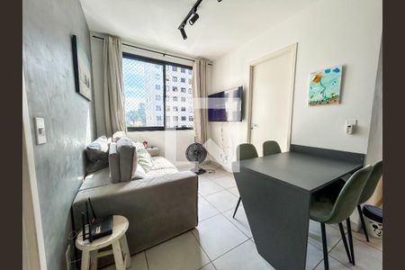 Sala de apartamento para alugar com 2 quartos, 35m² em Jurubatuba, São Paulo