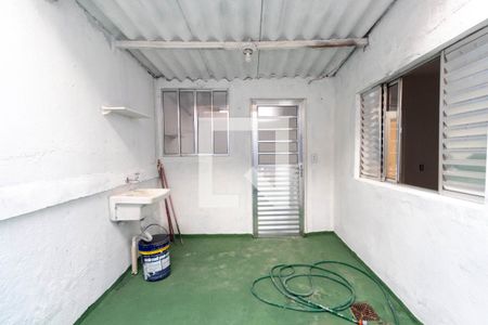 Casa para alugar com 66m², 2 quartos e 2 vagas Casa para alugar com 66m², 2 quartos e 2 vagasLavanderia