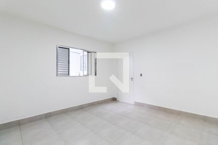 Casa para alugar com 66m², 2 quartos e 2 vagas Casa para alugar com 66m², 2 quartos e 2 vagasQuarto 1