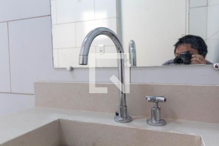 Casa para alugar com 66m², 2 quartos e 2 vagas Casa para alugar com 66m², 2 quartos e 2 vagasBanheiro - torneira