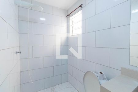 Casa para alugar com 66m², 2 quartos e 2 vagas Casa para alugar com 66m², 2 quartos e 2 vagasBanheiro