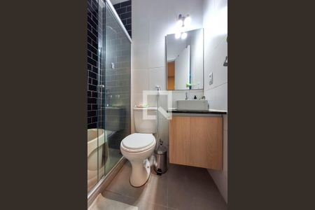 Casa para alugar com 360m², 4 quartos e 2 vagas Casa para alugar com 360m², 4 quartos e 2 vagasBanheiro da Suíte 1