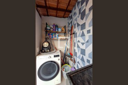 Casa para alugar com 360m², 4 quartos e 2 vagas Casa para alugar com 360m², 4 quartos e 2 vagasÁrea de Serviço