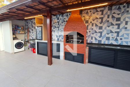 Casa para alugar com 360m², 4 quartos e 2 vagas Casa para alugar com 360m², 4 quartos e 2 vagasChurrasqueira