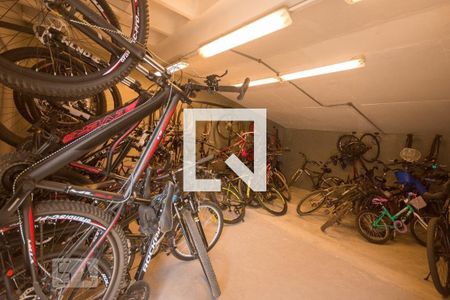 Apartamento à venda com 69m², 3 quartos e 1 vagaÁrea comum - Bicicletario