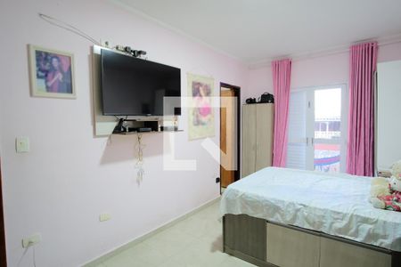 Casa à venda com 260m², 3 quartos e 3 vagasSuíte