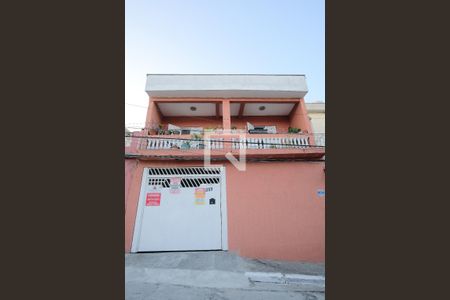 Casa à venda com 260m², 3 quartos e 3 vagasFachada