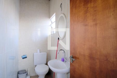 Casa à venda com 260m², 3 quartos e 3 vagasBanheiro de serviço