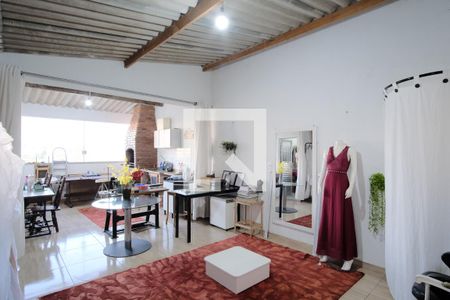 Casa à venda com 260m², 3 quartos e 3 vagasÁrea gourmet