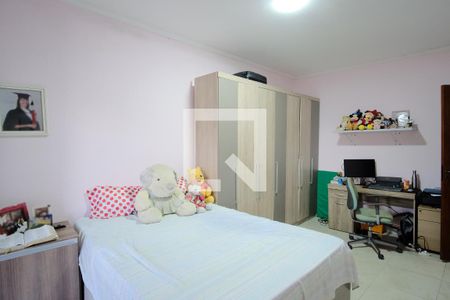 Casa à venda com 260m², 3 quartos e 3 vagasSuíte