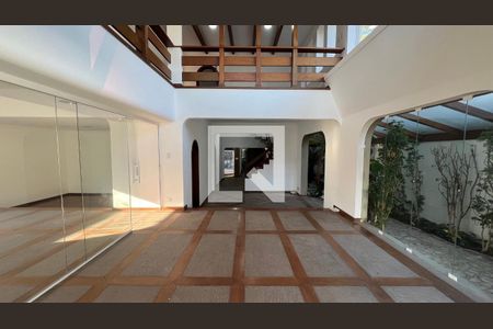 Casa para alugar com 929m², 4 quartos e 4 vagasSala 