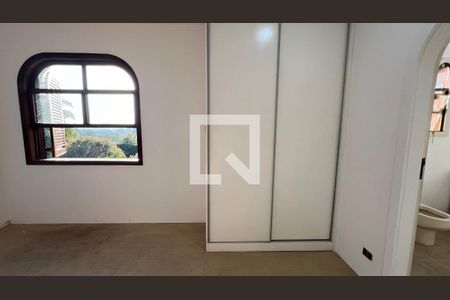 Casa para alugar com 929m², 4 quartos e 4 vagasSuite 2
