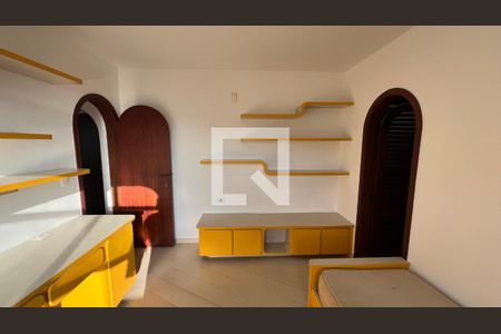 Casa para alugar com 929m², 4 quartos e 4 vagasQuarto 1