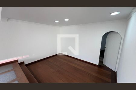 Casa para alugar com 929m², 4 quartos e 4 vagasSala 