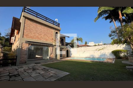 Casa para alugar com 929m², 4 quartos e 4 vagasQuintal 