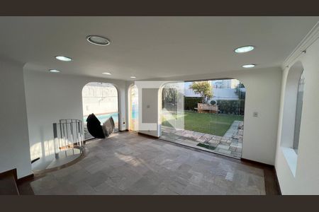 Casa para alugar com 929m², 4 quartos e 4 vagasSala 