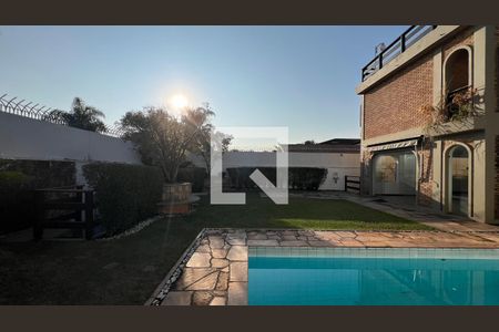 Casa para alugar com 929m², 4 quartos e 4 vagasPiscina