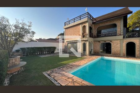 Casa para alugar com 929m², 4 quartos e 4 vagasPiscina