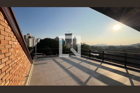 Casa para alugar com 929m², 4 quartos e 4 vagasTerraço