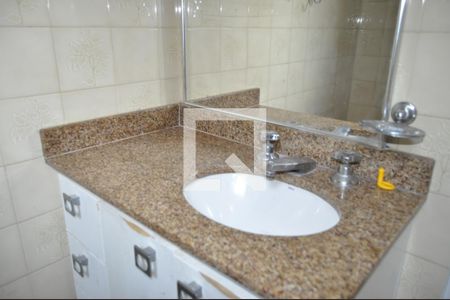 Apartamento à venda com 183m², 4 quartos e sem vagaBanheiro 1