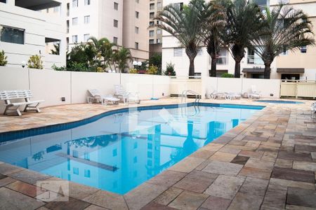 Apartamento à venda com 58m², 3 quartos e 1 vaga Apartamento à venda com 58m², 3 quartos e 1 vagaÁrea comum - Piscina