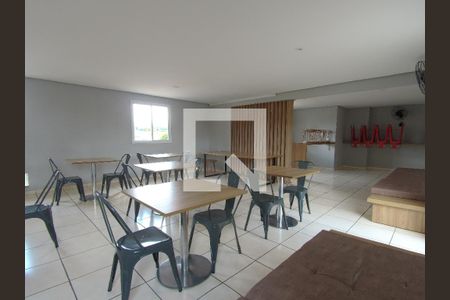 Apartamento para alugar com 42m², 2 quartos e 1 vagaÁrea comum - Salão de festas