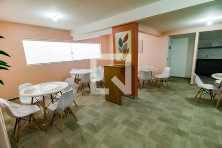 Apartamento para alugar com 57m², 2 quartos e 1 vaga Apartamento para alugar com 57m², 2 quartos e 1 vagaÁrea comum - Salão de festas