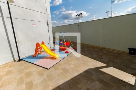 Apartamento para alugar com 57m², 2 quartos e 1 vaga Apartamento para alugar com 57m², 2 quartos e 1 vagaÁrea comum - Playground