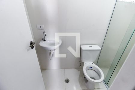 Apartamento para alugar com 57m², 2 quartos e 1 vaga Apartamento para alugar com 57m², 2 quartos e 1 vagaBanheiro da Suíte