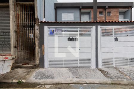 Casa para alugar com 39m², 1 quarto e sem vaga Casa para alugar com 39m², 1 quarto e sem vagaFachada
