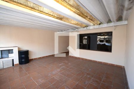 Casa à venda com 116m², 2 quartos e 2 vagasGaragem