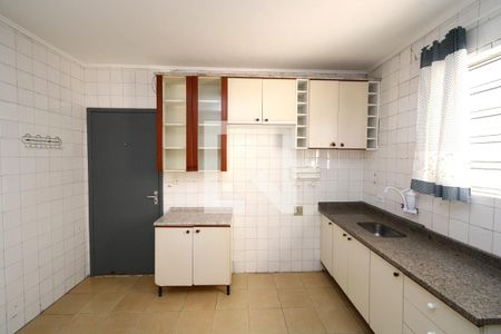 Casa à venda com 116m², 2 quartos e 2 vagasCozinha