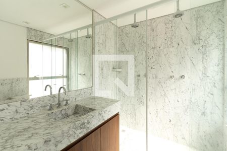 Apartamento para alugar com 74m², 1 quarto e 2 vagas Apartamento para alugar com 74m², 1 quarto e 2 vagasBanheiro da Suíte