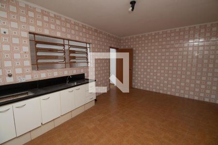 Casa para alugar com 150m², 2 quartos e 2 vagasCozinha