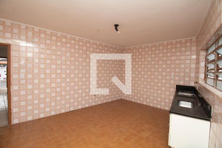 Casa para alugar com 150m², 2 quartos e 2 vagasCozinha