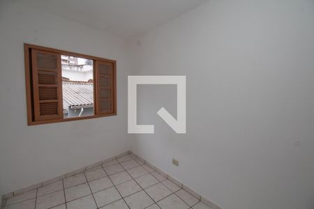 Casa para alugar com 150m², 2 quartos e 2 vagasQuarto
