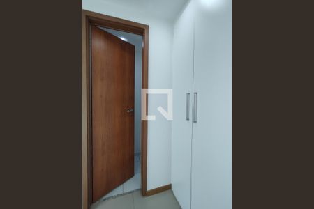 Detalhe Sala de apartamento para alugar com 3 quartos, 137m² em Jacarepaguá, Rio de Janeiro