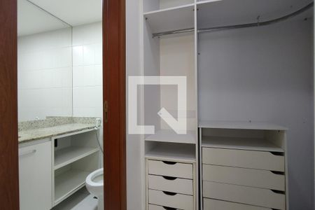 Apartamento para alugar com 137m², 3 quartos e 2 vagasCloset da suíte