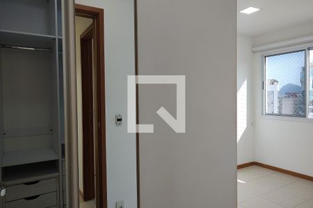 Apartamento para alugar com 137m², 3 quartos e 2 vagasCloset da suíte