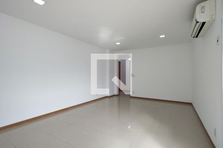 Sala de apartamento para alugar com 3 quartos, 137m² em Jacarepaguá, Rio de Janeiro