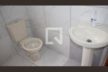 Casa para alugar com 48m², 2 quartos e 1 vagaBanheiro 2