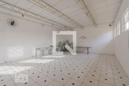 Apartamento para alugar com 55m², 2 quartos e 1 vaga Apartamento para alugar com 55m², 2 quartos e 1 vagaÁrea comum - Salão de festas