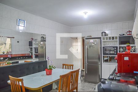 Casa à venda com 213m², 3 quartos e 2 vagasCozinha