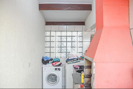 Casa à venda com 213m², 3 quartos e 2 vagasÁrea de Serviço