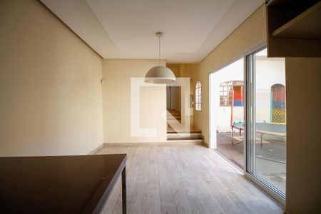 Casa à venda com 220m², 5 quartos e 2 vagasSala de Jantar