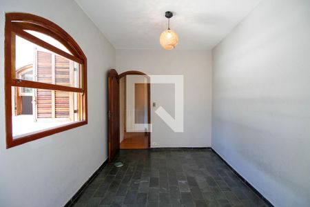 Casa à venda com 220m², 5 quartos e 2 vagasQuarto 2