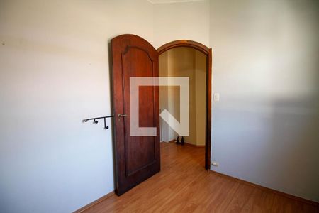 Casa à venda com 220m², 5 quartos e 2 vagasQuarto 1