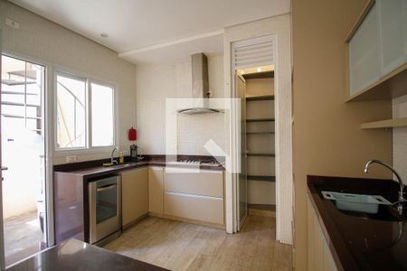 Casa à venda com 220m², 5 quartos e 2 vagasCozinha