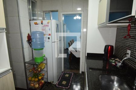 Casa para alugar com 200m², 3 quartos e 2 vagasCozinha