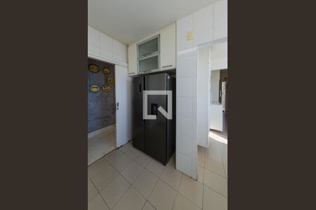 Apartamento à venda com 160m², 4 quartos e 4 vagasCozinha